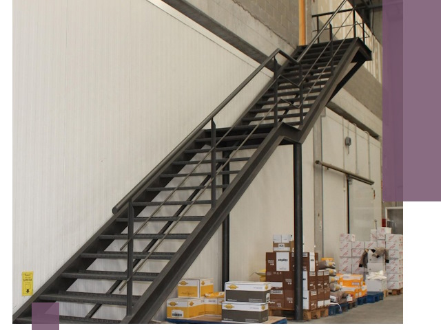 Лестницы для производства в Туле — изготовление и монтаж