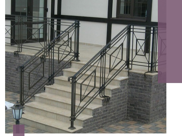 Перила для крыльца в Туле — монтаж, изготовление и установка