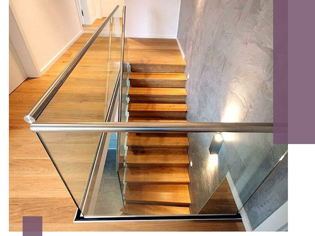 Перила для лестницы в доме — изготовление и монтаж в Туле