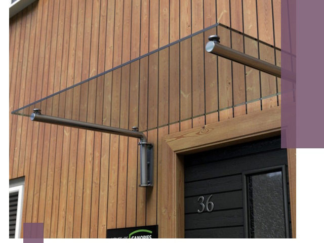 Стеклянные козырьки на входы и фасады в Туле